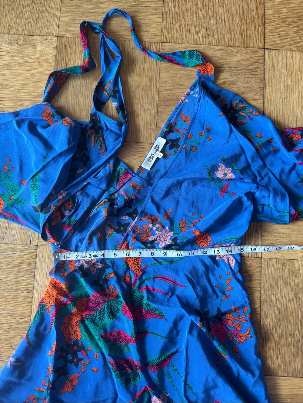 Diane Von Furstenberg DVF Blue Floral Wrap Dress Camden Cove Medium Silk - Picture 9 of 9